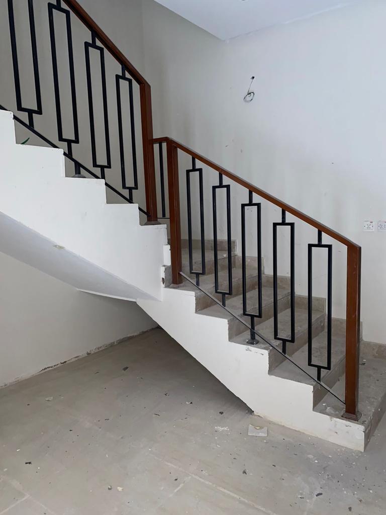 الديكورات الداخلية و الخارجية