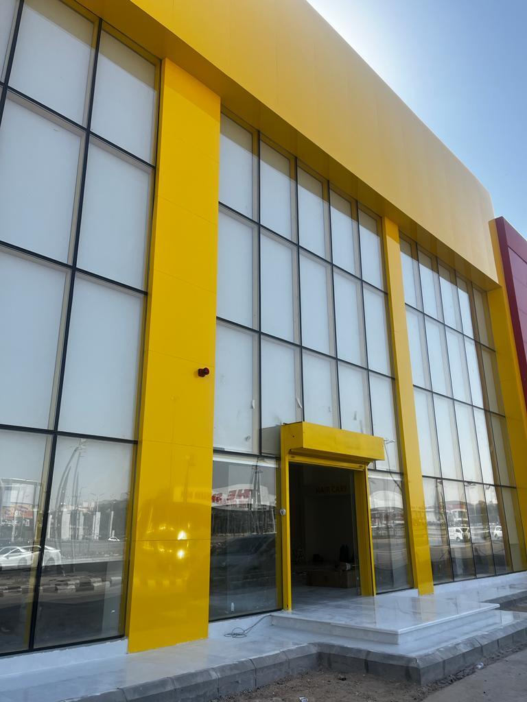 الديكورات الداخلية و الخارجية