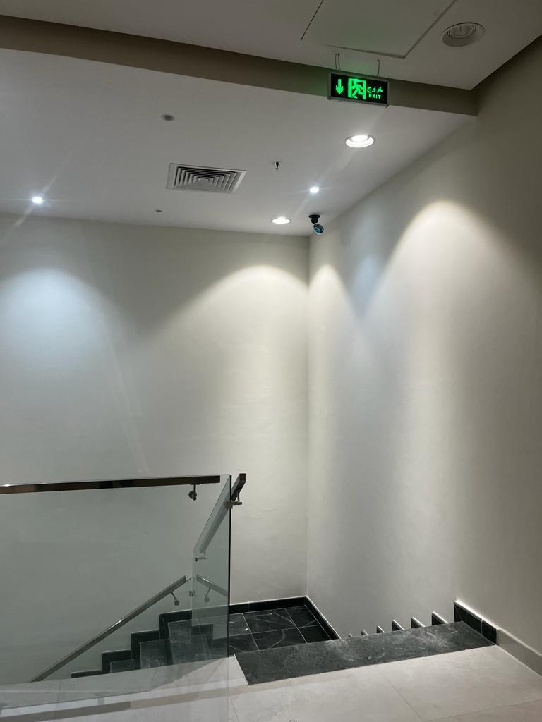 الديكورات الداخلية و الخارجية