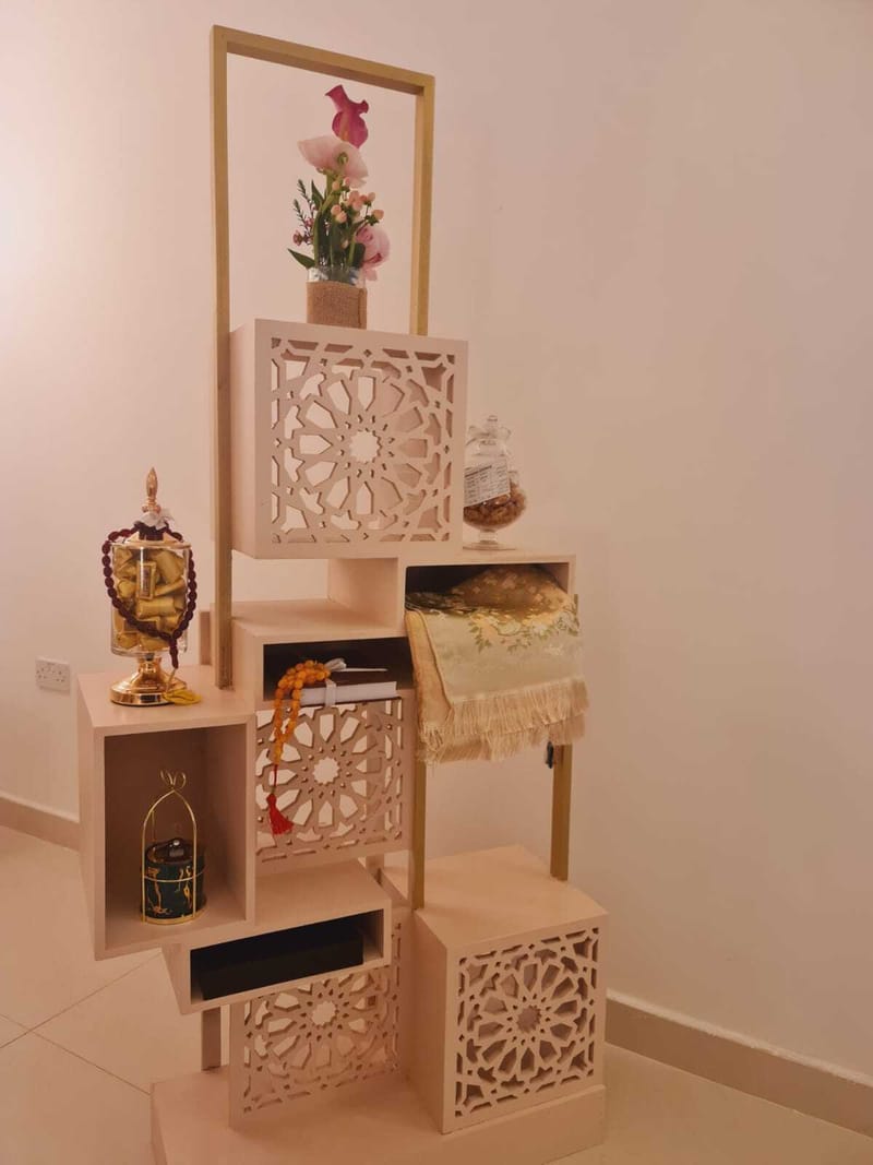 Ramadan gift stand