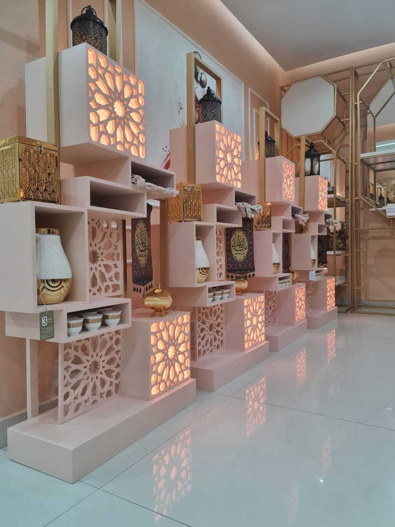 Ramadan gift stand