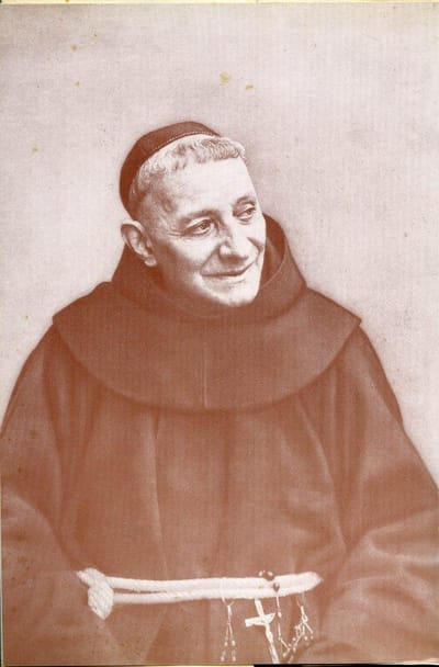 可敬者伯納定神父，第一部分