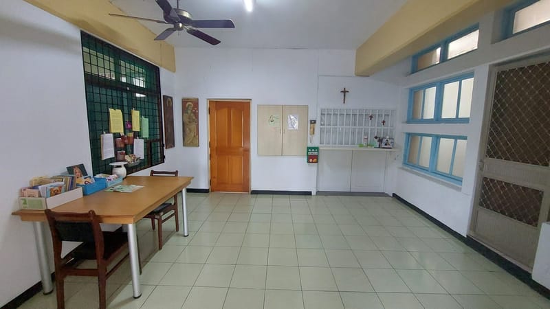 這是修女接待客人的地方。