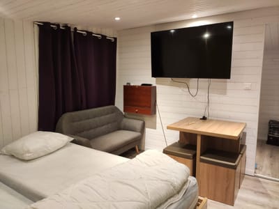 CHAMBRE N1 DE LA DEPENDANCE image