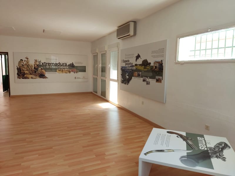 PANELES INFORMATIVOS