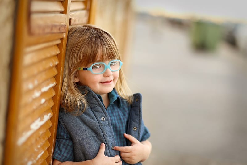 גיל 3 כמה מרגש! הרגע שבו הקטנצ'יק הופך לגברבר קטן, מסופר. והשיער?! לפחות יישארו לנו בתמונות למזכרת.