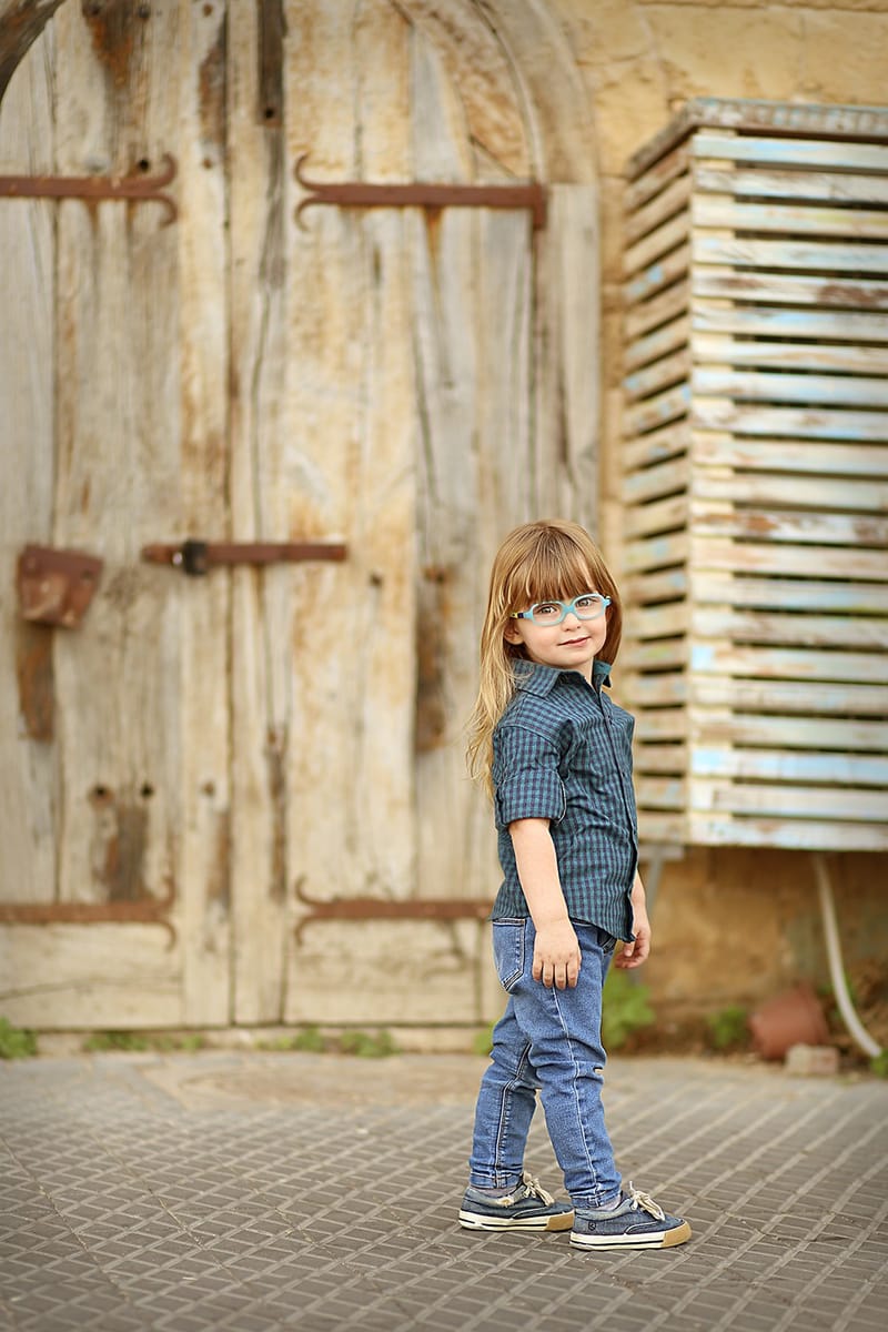 גיל 3 כמה מרגש! הרגע שבו הקטנצ'יק הופך לגברבר קטן, מסופר. והשיער?! לפחות יישארו לנו בתמונות למזכרת.