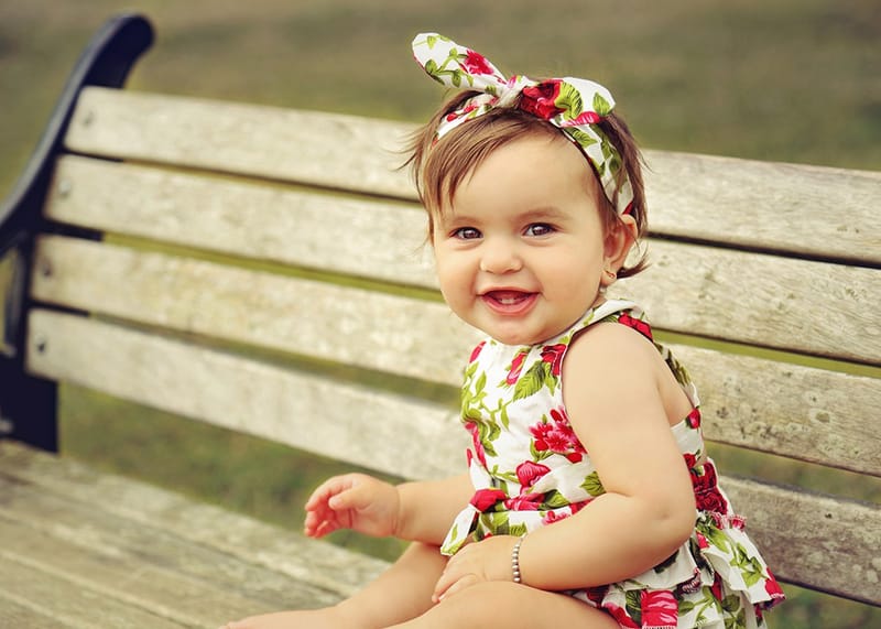 איזה גיל מדהים לצילומים! יום הולדת ראשון - איך לא, חגיגה?! מומלץ עם עוגה.