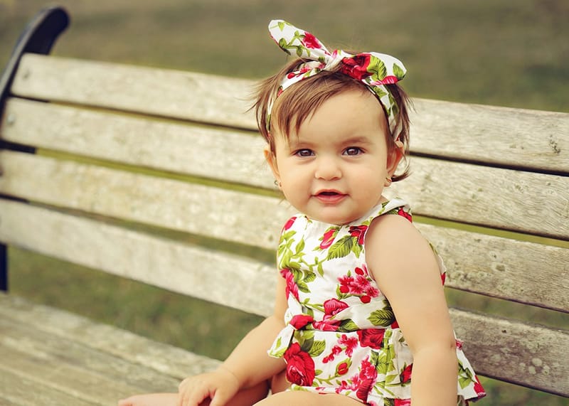 איזה גיל מדהים לצילומים! יום הולדת ראשון - איך לא, חגיגה?! מומלץ עם עוגה.