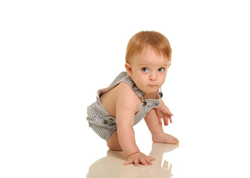 איזה גיל מדהים לצילומים! יום הולדת ראשון - איך לא, חגיגה?! מומלץ עם עוגה.