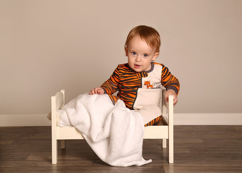 איזה גיל מדהים לצילומים! יום הולדת ראשון - איך לא, חגיגה?! מומלץ עם עוגה.