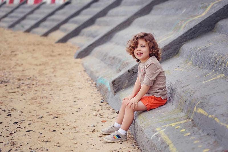 גיל 3 כמה מרגש! הרגע שבו הקטנצ'יק הופך לגברבר קטן, מסופר. והשיער?! לפחות יישארו לנו בתמונות למזכרת.