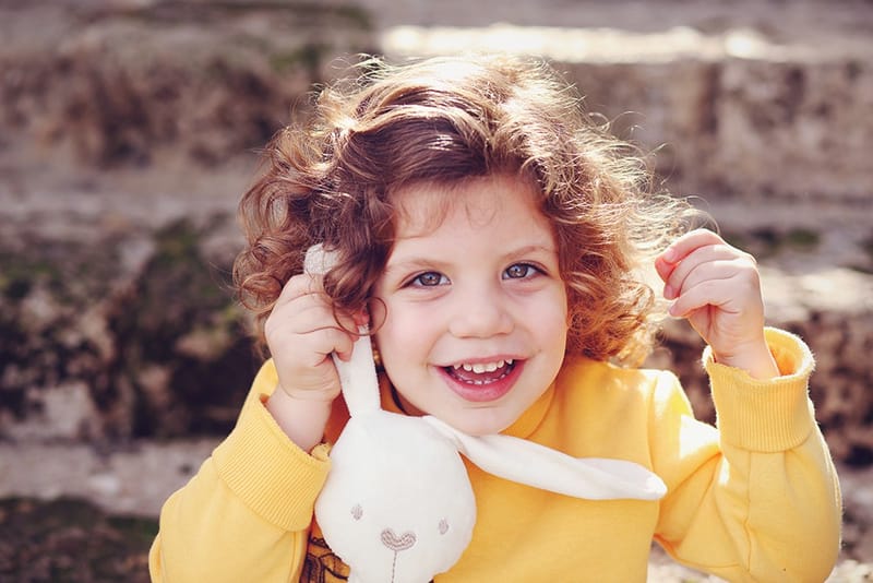 גיל 3 כמה מרגש! הרגע שבו הקטנצ'יק הופך לגברבר קטן, מסופר. והשיער?! לפחות יישארו לנו בתמונות למזכרת.