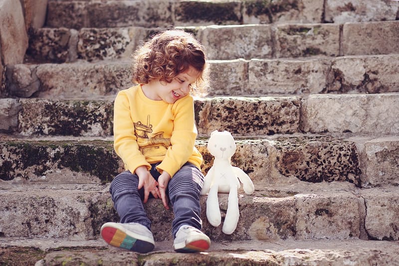 גיל 3 כמה מרגש! הרגע שבו הקטנצ'יק הופך לגברבר קטן, מסופר. והשיער?! לפחות יישארו לנו בתמונות למזכרת.