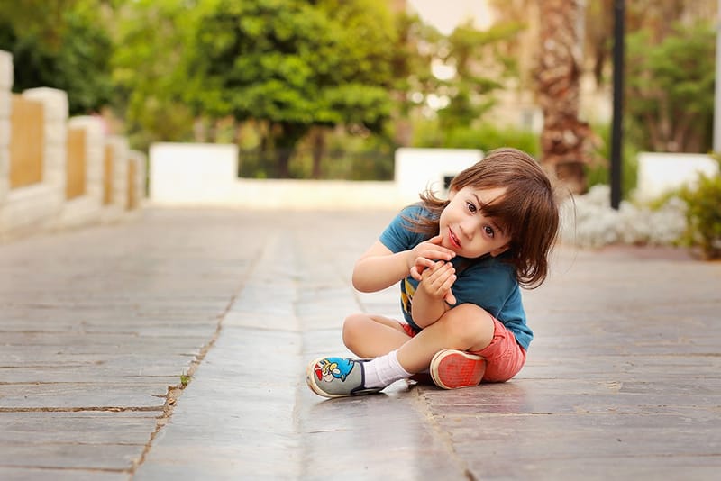גיל 3 כמה מרגש! הרגע שבו הקטנצ'יק הופך לגברבר קטן, מסופר. והשיער?! לפחות יישארו לנו בתמונות למזכרת.