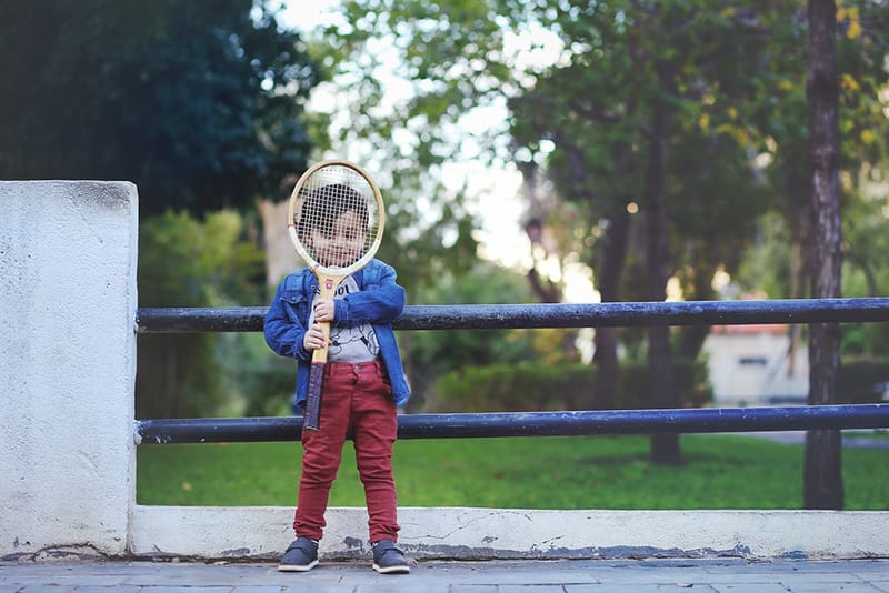 גיל 3 כמה מרגש! הרגע שבו הקטנצ'יק הופך לגברבר קטן, מסופר. והשיער?! לפחות יישארו לנו בתמונות למזכרת.