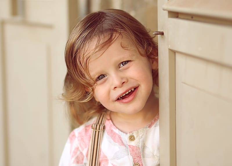 גיל 3 כמה מרגש! הרגע שבו הקטנצ'יק הופך לגברבר קטן, מסופר. והשיער?! לפחות יישארו לנו בתמונות למזכרת.