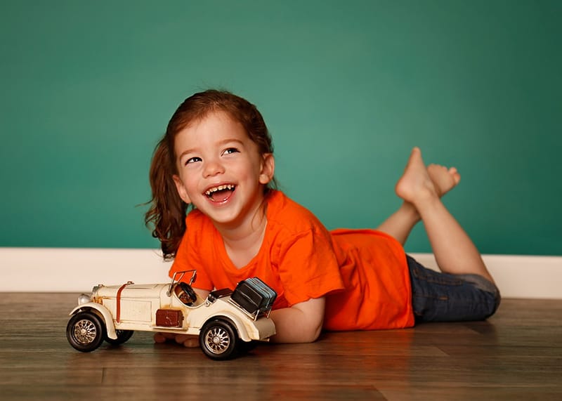 גיל 3 כמה מרגש! הרגע שבו הקטנצ'יק הופך לגברבר קטן, מסופר. והשיער?! לפחות יישארו לנו בתמונות למזכרת.