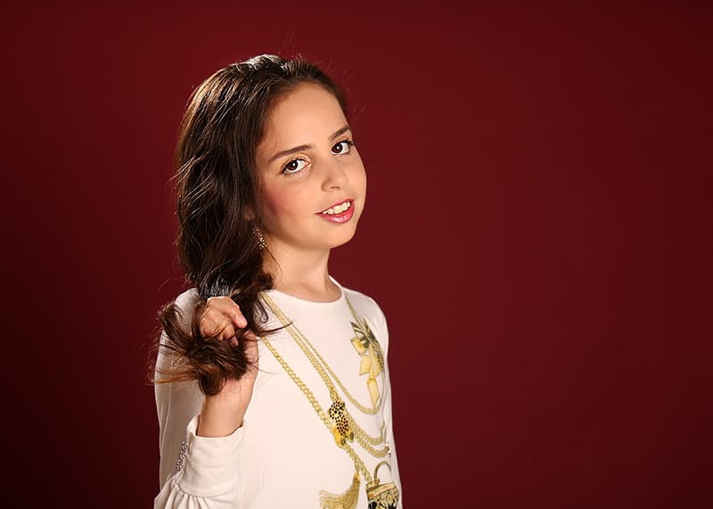 אוטוטו הילדה הופכת לנערה, וזו ההזדמנות להתפנק בסט תמונות לחגיגה, לה, או לכל המשפחה.