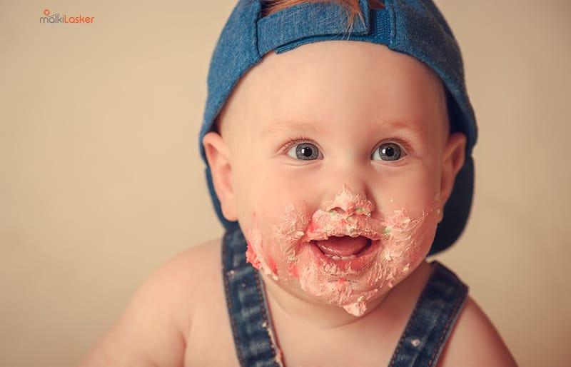 איזה גיל מדהים לצילומים! יום הולדת ראשון - איך לא, חגיגה?! מומלץ עם עוגה.