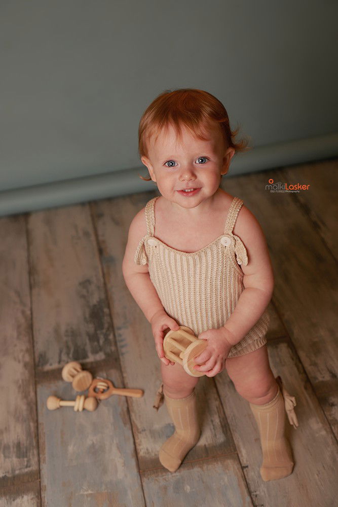 איזה גיל מדהים לצילומים! יום הולדת ראשון - איך לא, חגיגה?! מומלץ עם עוגה.