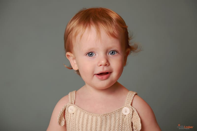 איזה גיל מדהים לצילומים! יום הולדת ראשון - איך לא, חגיגה?! מומלץ עם עוגה.