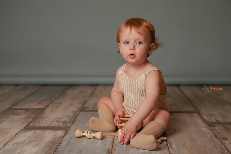 איזה גיל מדהים לצילומים! יום הולדת ראשון - איך לא, חגיגה?! מומלץ עם עוגה.