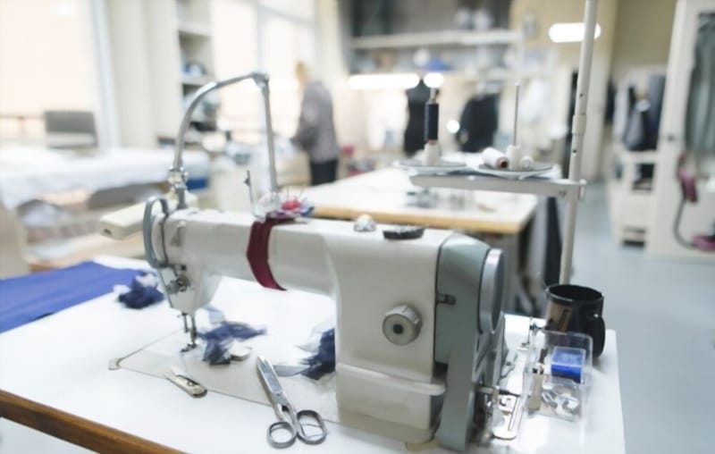 MESIN JAHIT INDUSTRIAL