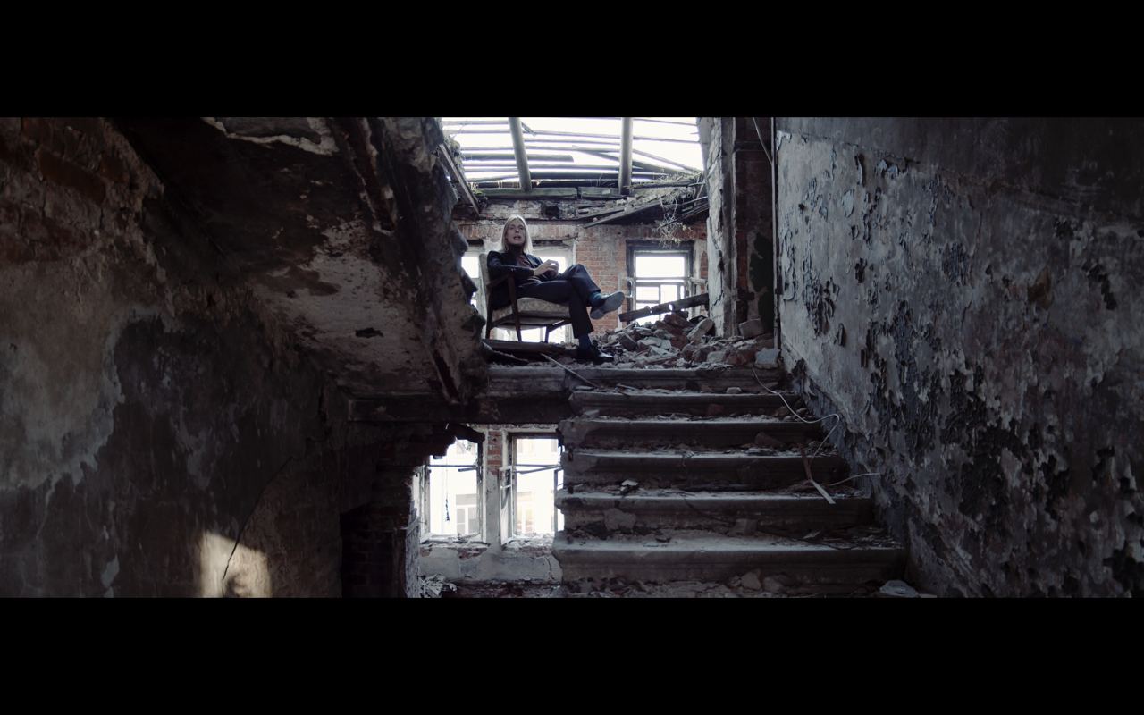 Городу снились мы (City was sleeping and dreaming of us)