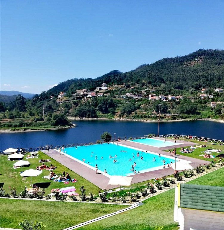 Zona de fruição ribeirinha de Sejães