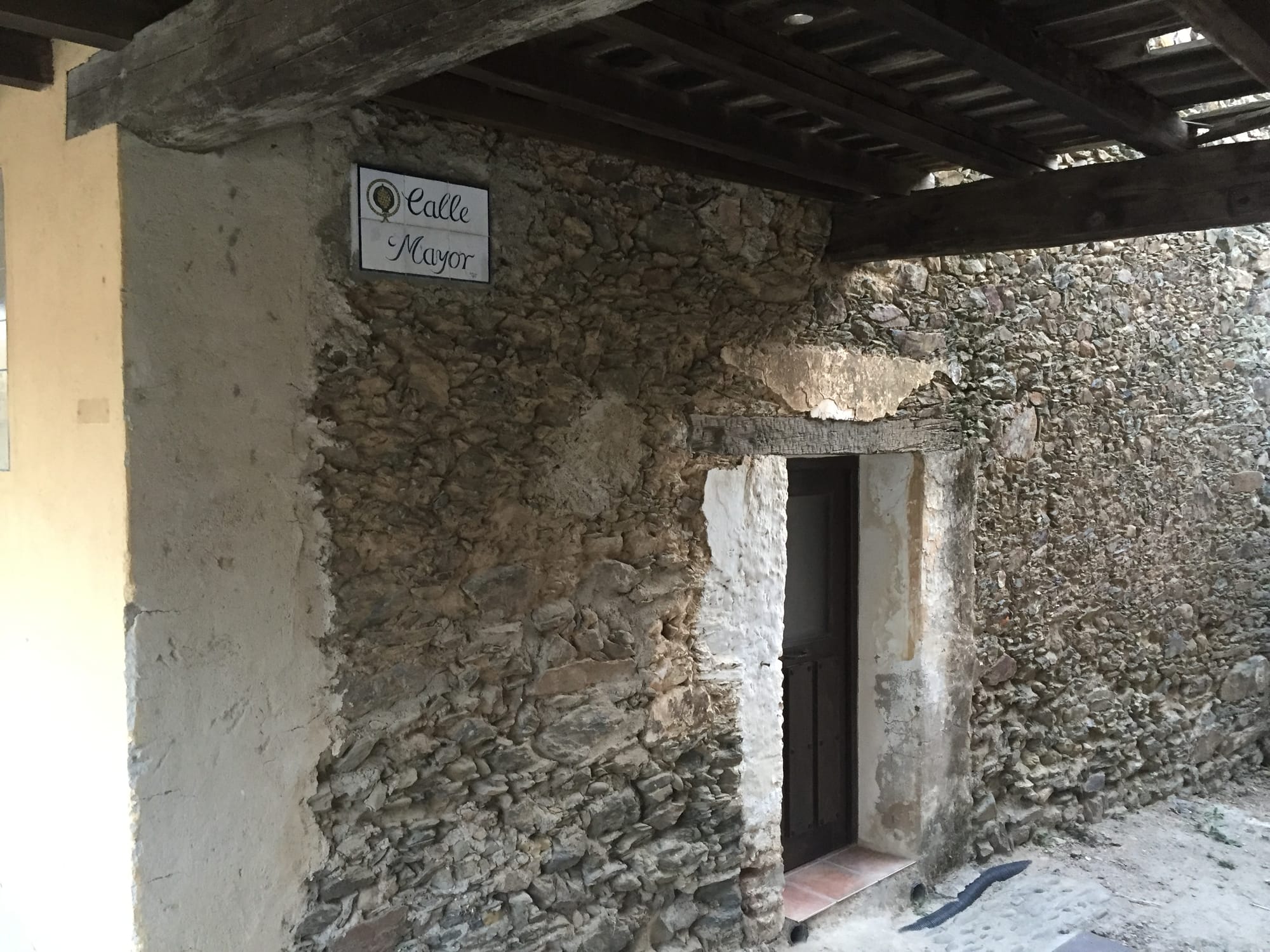 RINCONES VITALES DE UN PUEBLO ABANDONADO