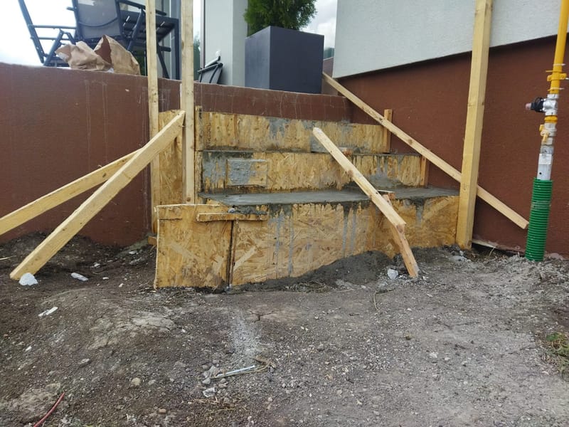 Amenajare curte + pavare