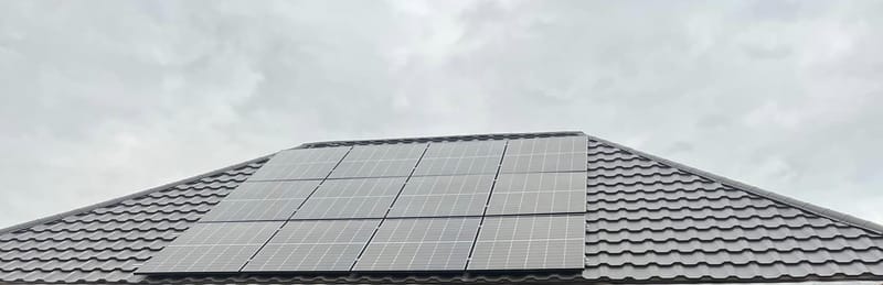 Montaj panouri fotovoltaice casa unifamiliala