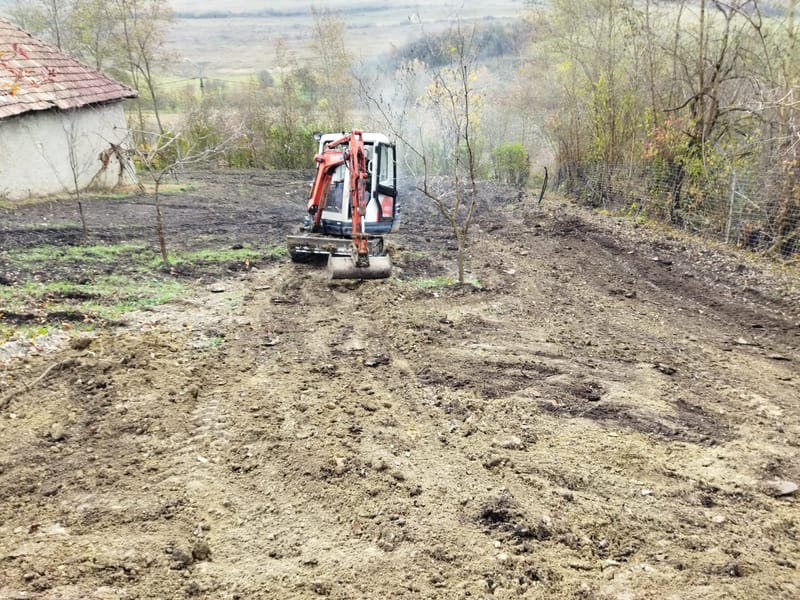 Pregatire teren pentru amenajare 