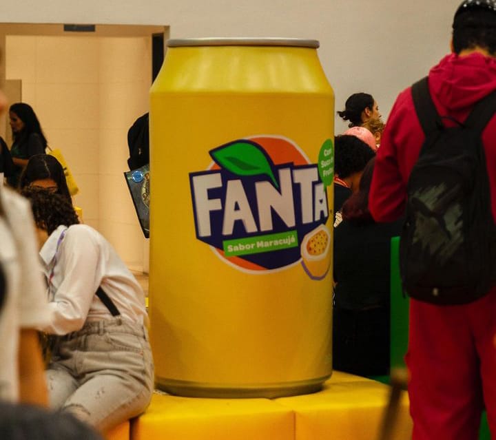 Lounge Fanta e caixa Cosplay