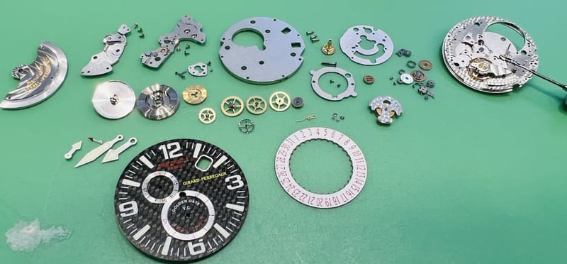 Girard Perregaux "BMW Oracle" Service