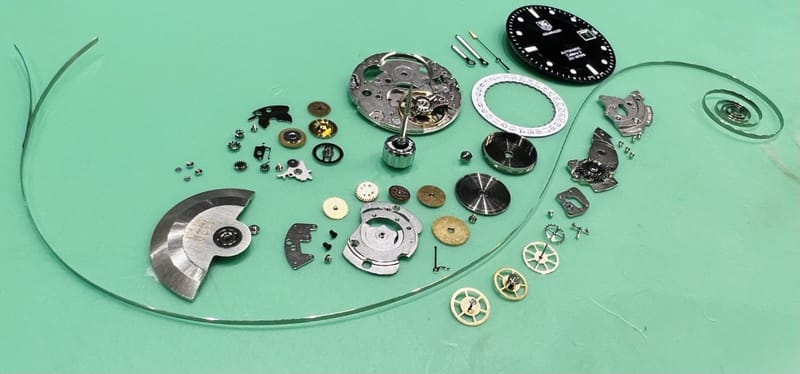 TAG Heuer Carrera and Aquaracer Service