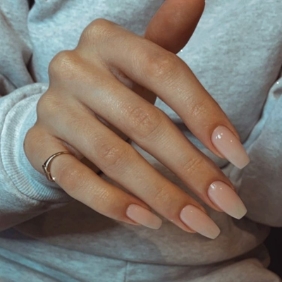 GELISH MANICURE