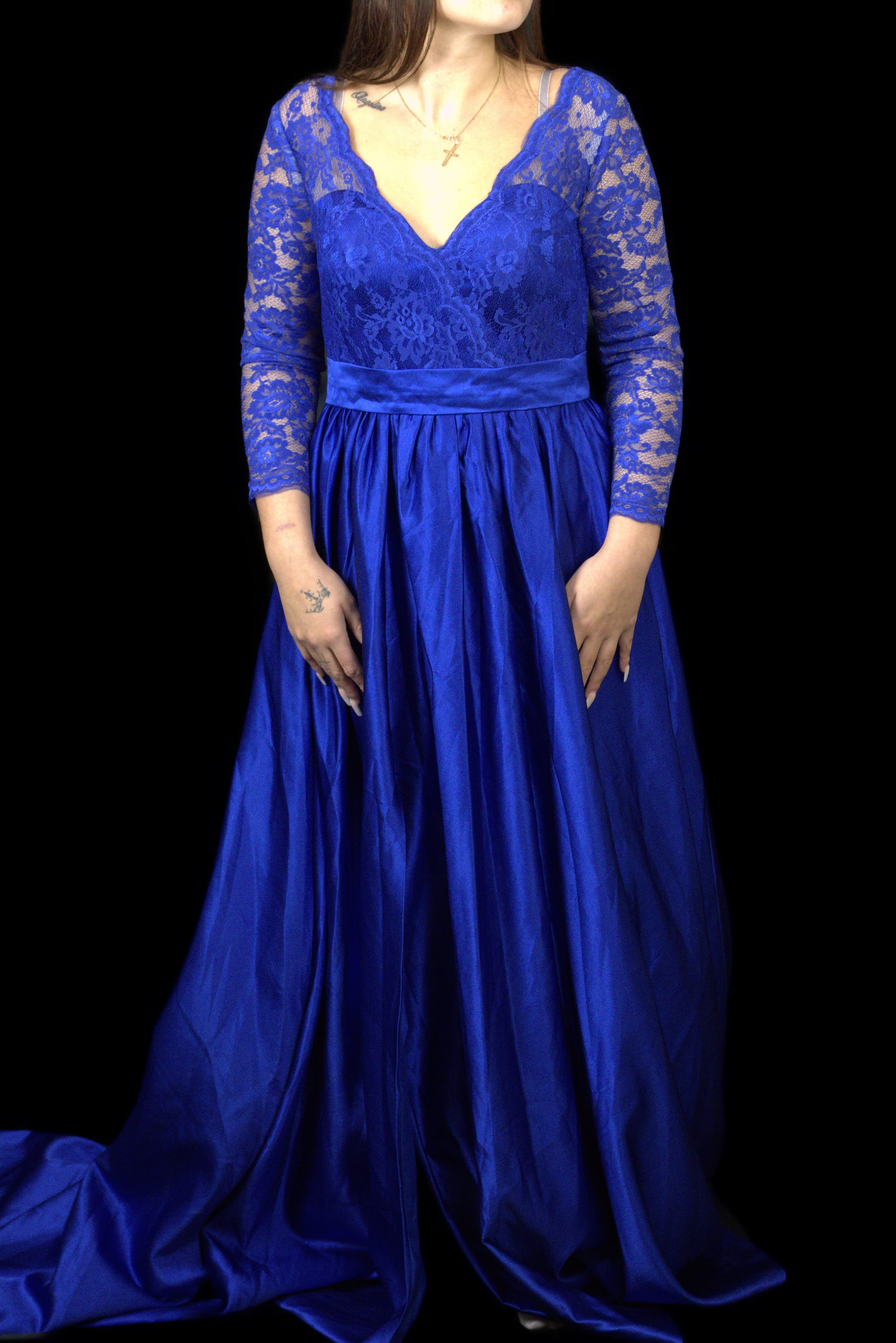 Kleid mit Schleppe Größe 38/40