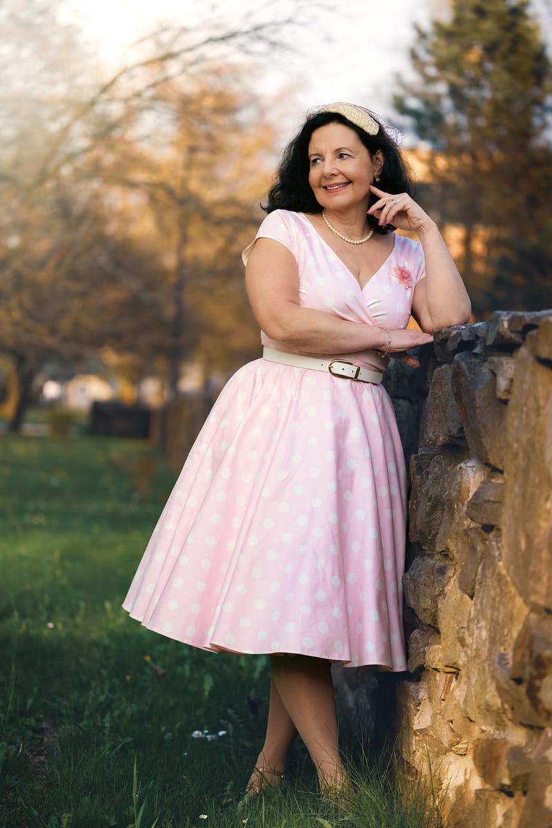 Chcete udělat radost sobě, nebo někomu blízkému? Krásné fotografie pořízené v ateliéru, venku v přírodě, nebo jiném Vašem oblíbeném místě, budou jistě tou správnou volbou.