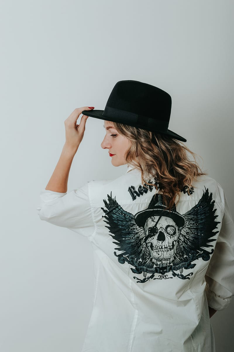 Chcete udělat radost sobě, nebo někomu blízkému? Krásné fotografie pořízené v ateliéru, venku v přírodě, nebo jiném Vašem oblíbeném místě, budou jistě tou správnou volbou.