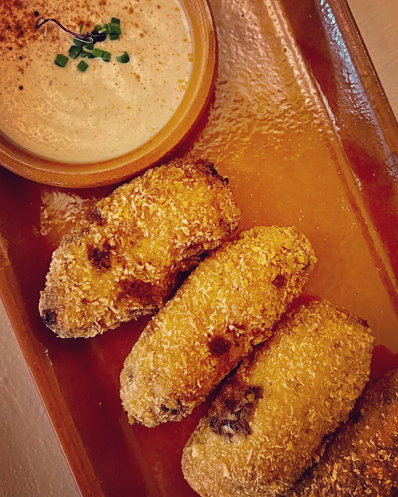 CROQUETAS DE PATO CONFITADO