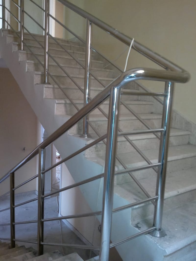 درابزين استانلس ستيل