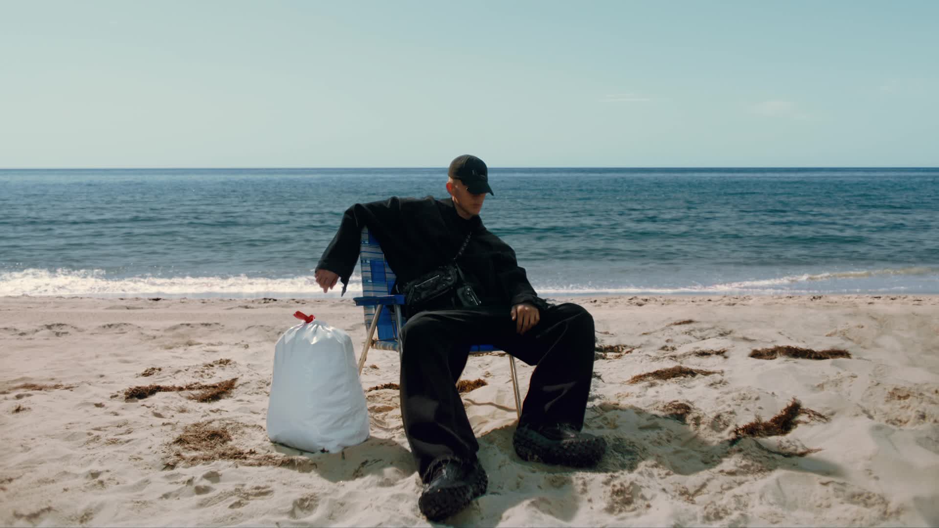 Balenciaga SP23 - Mau Morgó - Blur