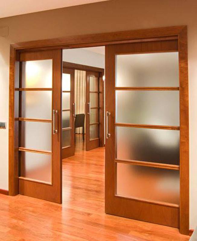 PUERTAS CORREDIZAS DE MADERA PARA INTERIORES