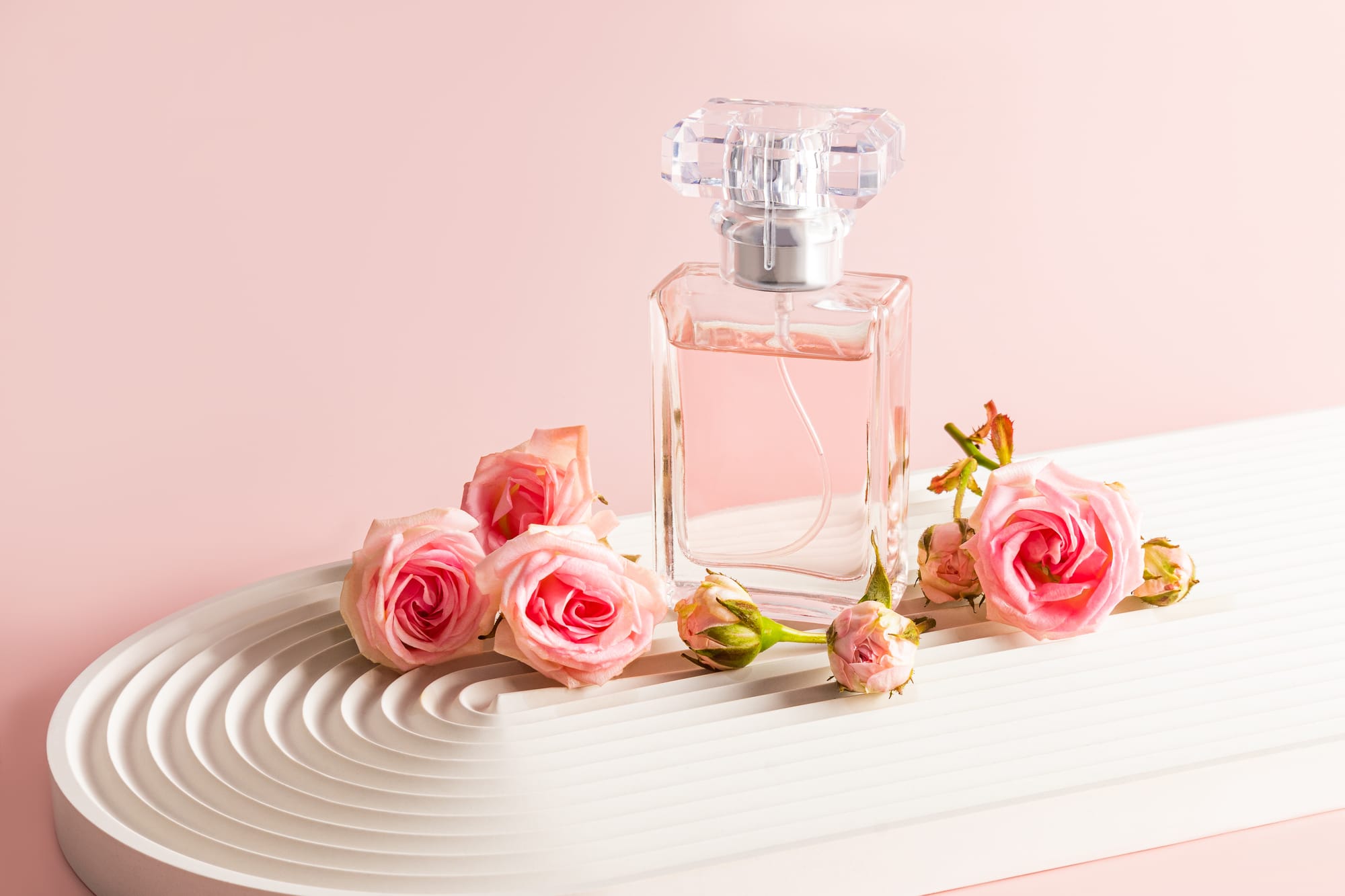 Si te gustan los perfumes dulces, sigue estos tips para usarlos