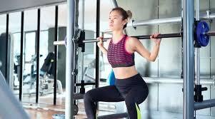 CUÁLES SON LOS EJERCICIOS QUE DEBES HACER PARA NO LESIONARTE