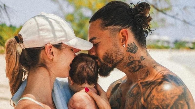 Maluma disfruta de sus vacaciones en familia