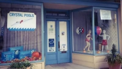 Store Hours image
