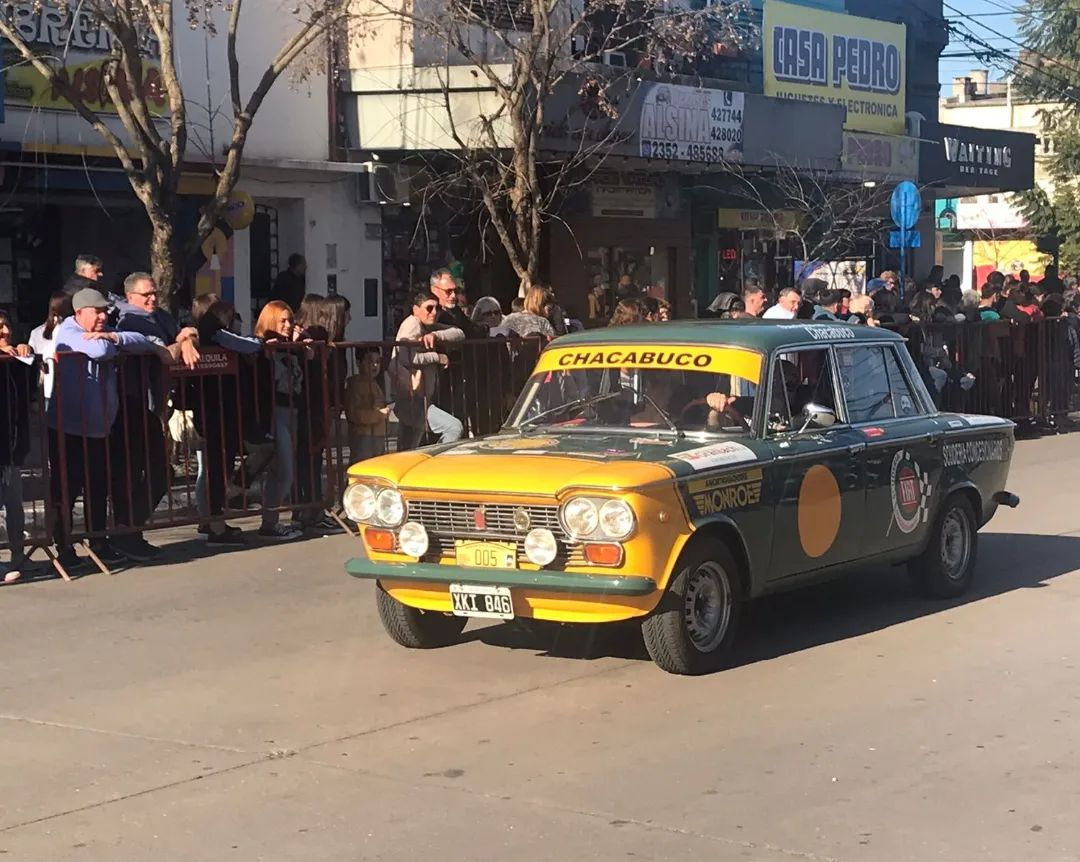 Desfile por el Aniversario de Chacabuco